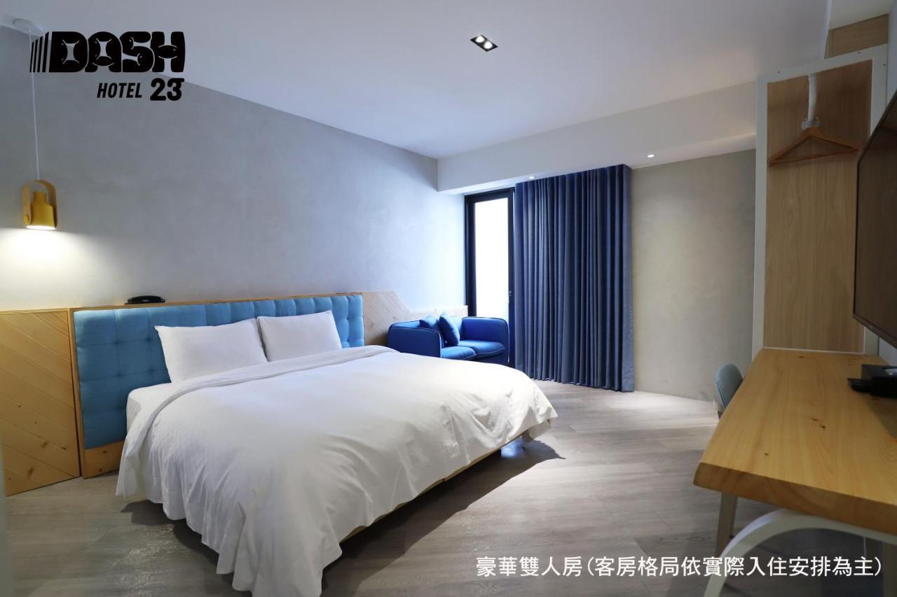 Dash 23 Hotel Tainan Exteriör bild